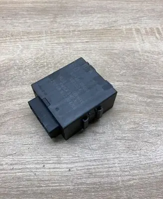 Toyota Avensis T270 Window wiper relay 8594005060 603034