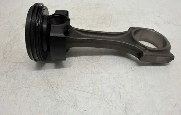 Peugeot Boxer Piston 9826063180
