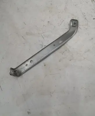 Ford Mustang VI Fender mounting bracket FR3B16C199BC