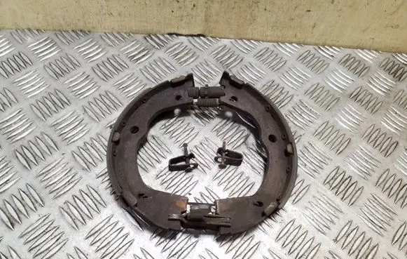KIA Sorento Handbrake/parking brake pads 