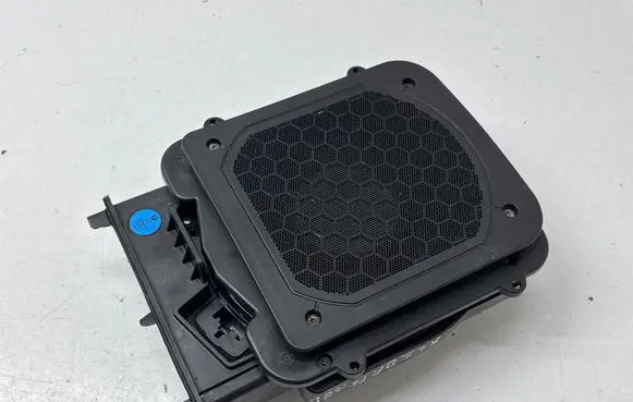 BMW X1 F48 F49 Subwoofer speaker 9278066 16014910 554019