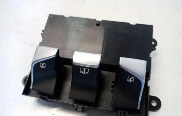 Citroen DS5 Folding roof switch 