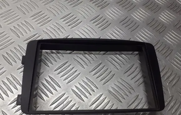 Mercedes-Benz C W203 Head unit multimedia control 281190-02