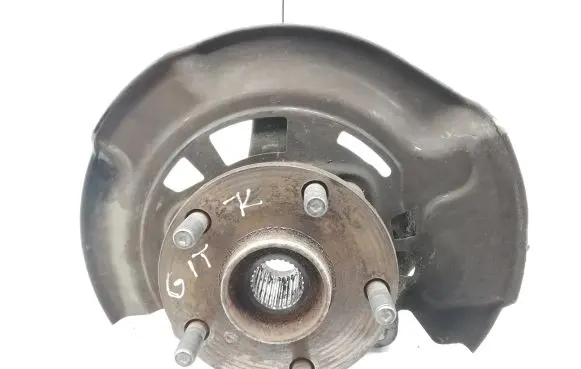 Toyota Verso-S Front wheel hub