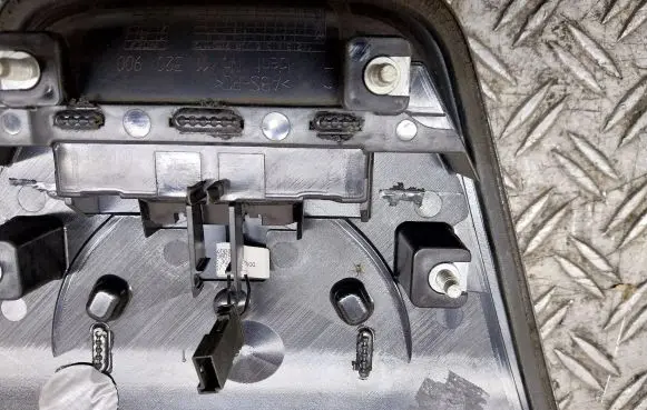 Opel Astra J Tailgate/trunk/boot exterior handle