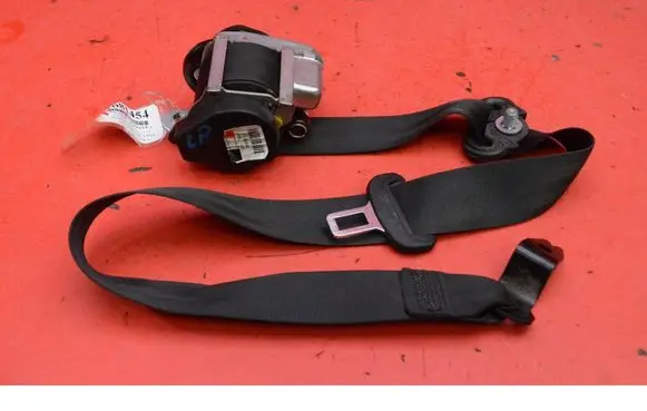 Skoda Rapid (NH) Front seatbelt 5JA857701B