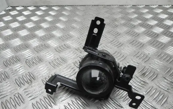 Hyundai Kona I Front fog light 92202J9500