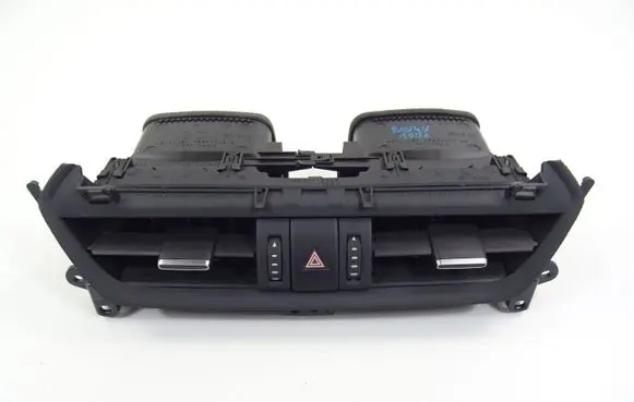 Toyota RAV 4 (XA50) Dash center air vent grill 4556442190