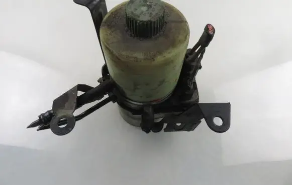 Skoda Fabia Mk1 (6Y) Power steering pump 6Q0423371