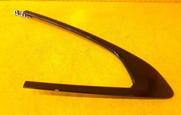 BMW 2 F44 Rear side glass trim 7483185