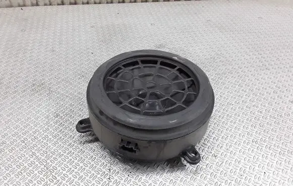 Mercedes-Benz C W203 Front door speaker A2038201102