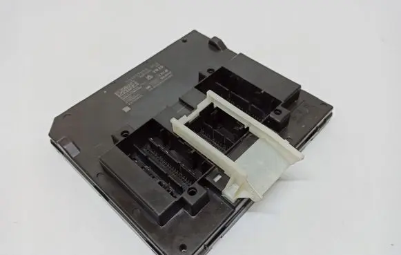 Volkswagen Tiguan Comfort/convenience module 