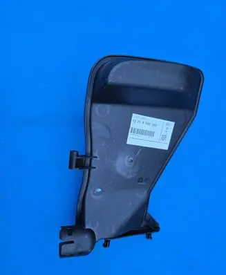 BMW X3 G01 Intake resonator 8583592