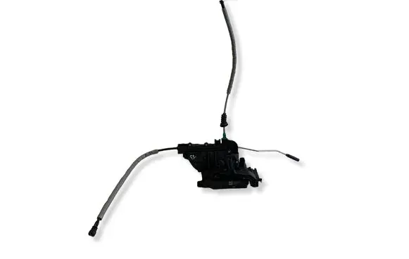 Mercedes-Benz Vito Viano W447 Front door lock A4477200135