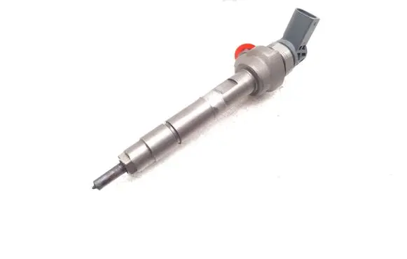 BMW X5 F15 Fuel injector 7810702 0445110616