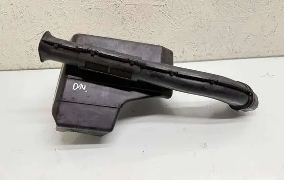 Intake resonator