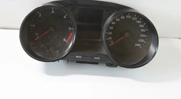 Volkswagen Polo VI Speedometer (instrument cluster) 6C0920731D