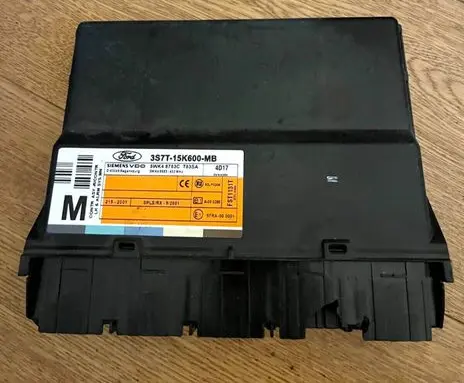 Ford Mondeo Mk III Comfort/convenience module 3S7T15K600MB 5WK48753C