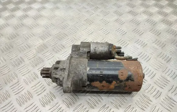 Volkswagen PASSAT B6 Starter motor