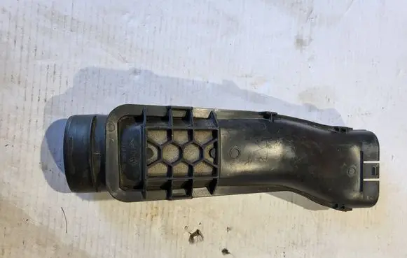 Air filter box