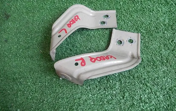 Skoda Karoq Fender mounting bracket 57A821431