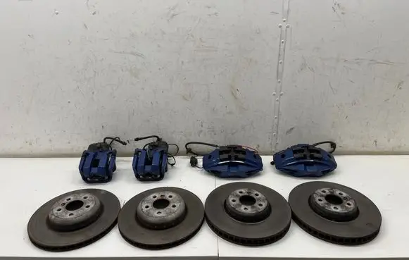 BMW 3 G20 G21 Brake discs and calipers set 6891236 6891235 6875161