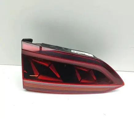 Volkswagen Touareg III Tailgate rear/tail lights 760945307C