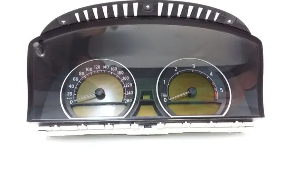 Speedometer (instrument cluster)