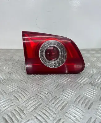 Volkswagen PASSAT B6 Tailgate rear/tail lights 3C9945093