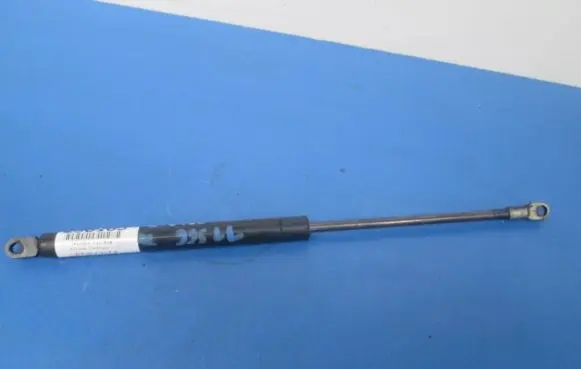 Daewoo Polonez Shock absorber/damper mounting bracket 