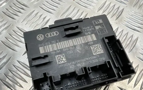Skoda Superb B6 (3T) Door control unit/module 8X0959792E