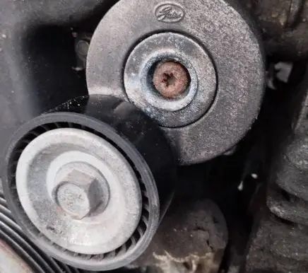 Citroen Jumpy Generator/alternator belt tensioner