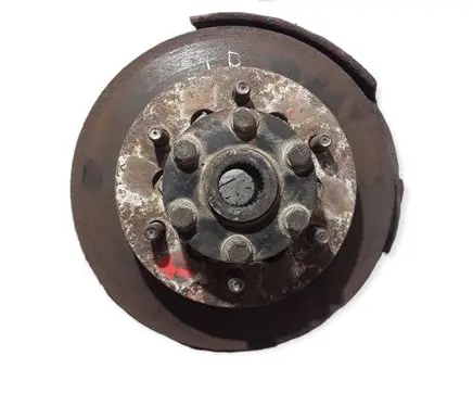 Mitsubishi Pajero Front wheel hub spindle knuckle