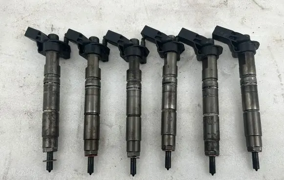 Mercedes-Benz E C207 W207 LP gas injectors set A6420701187 100105 2241