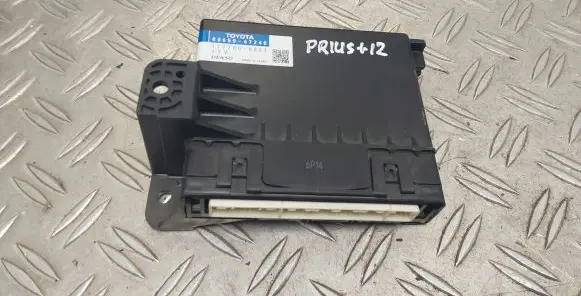 Toyota Prius+ (ZVW40) Climate control unit 8865047240