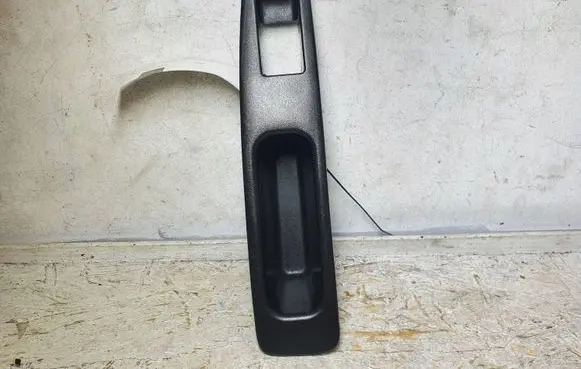 Nissan Qashqai Rear door handle trim 82950JD000
