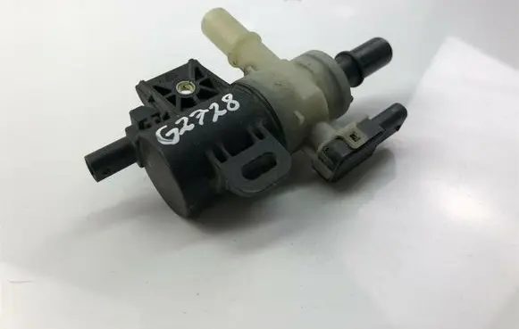 Volvo XC90 Turbo solenoid valve 32139918 G2728