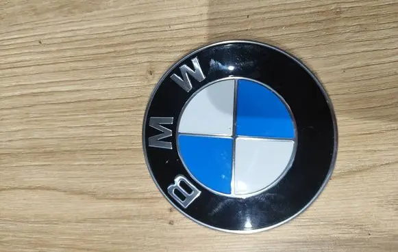 BMW X2 F39 Manufacturer badge logo/emblem 7463692