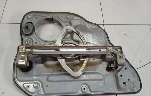 Volvo V50 Sliding door window regulator with motor 8679083