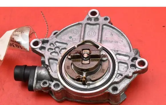 BMW 7 F01 F02 F03 F04 Vacuum pump 7547024