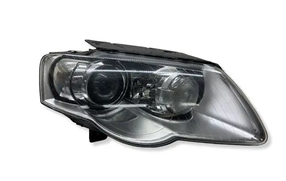Volkswagen PASSAT B6 Headlight/headlamp 3C0941752G