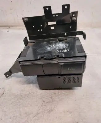 Audi A6 S6 C5 4B CD/DVD changer 4B0035111A000