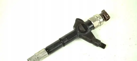Nissan X-Trail T30 Fuel injector 16600ES60A