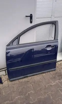 Volvo V50 Front door