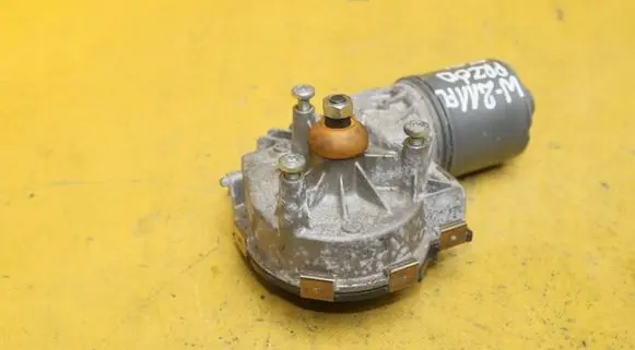 Mercedes-Benz E W211 Wiper motor