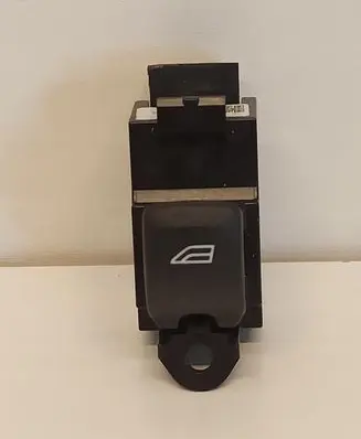 Volvo S70 V70 V70 XC Electric window control switch 31394840