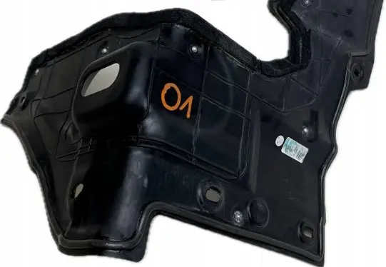 Hyundai Genesis Engine splash shield/under tray 84193B1000