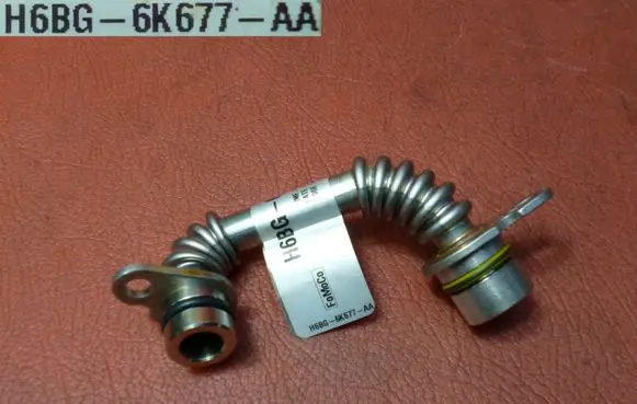 Ford Focus Turbo turbocharger oiling pipe/hose H6BG6K677AA