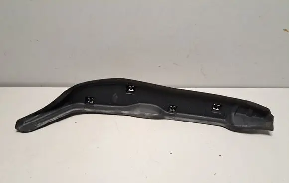 BMW i4 Fender end trim 7946060