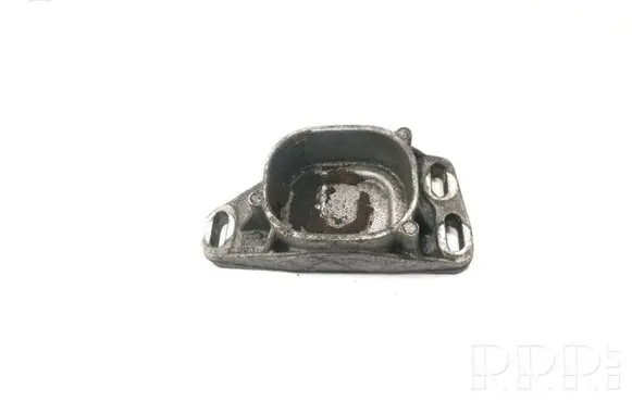 Audi A6 S6 C5 4B Engine mounting bracket 8D0199335Q
